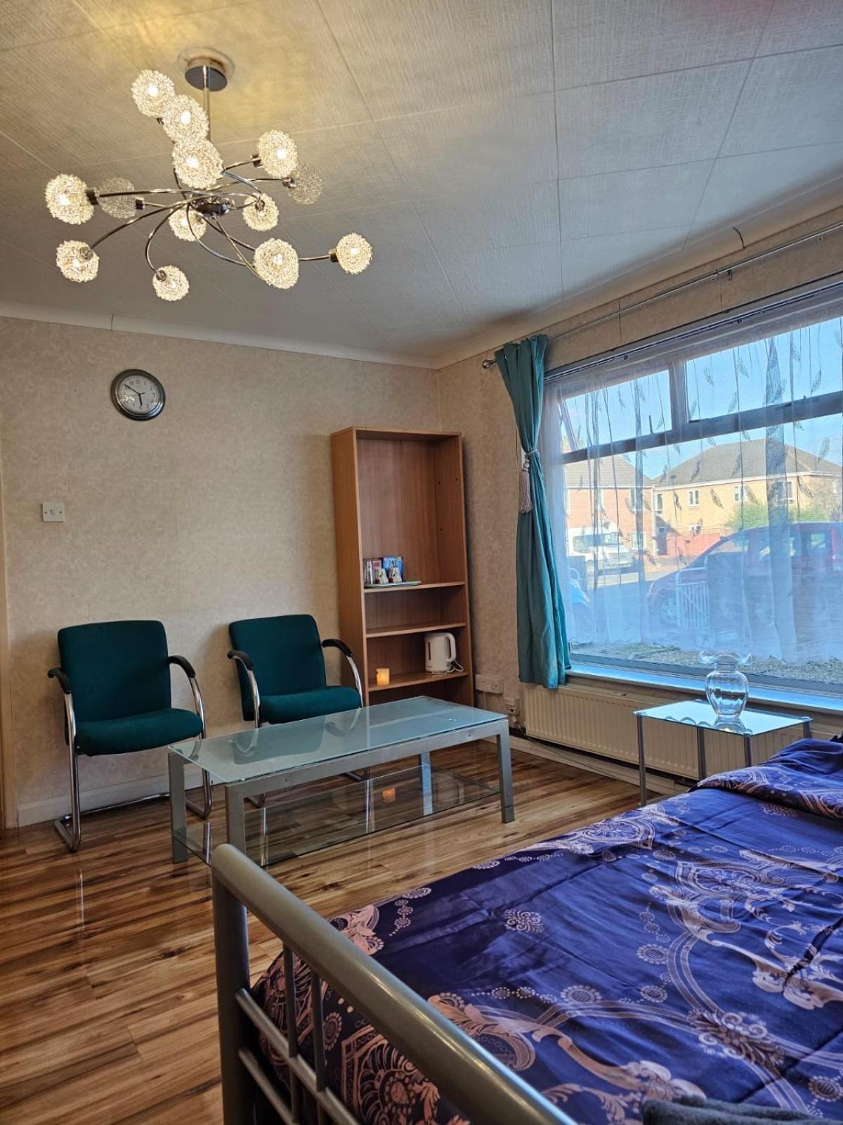 Angels Nest Hotel Бристол Екстериор снимка